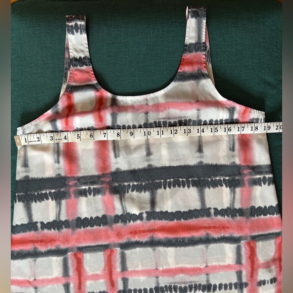 JACK Sleeveless Pink and Blue Watercolor Shell Tank - Picture 2 of 3